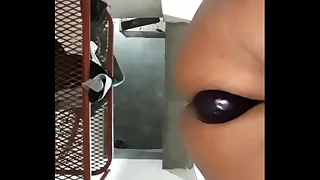 no me entra todo el dildo