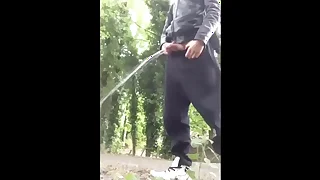 pee